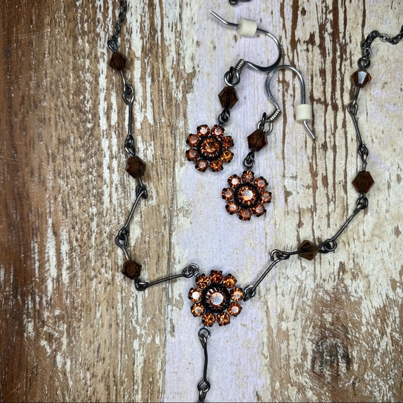 3 PIECE SET!! Earrings + TWO Flower Dangle Necklaces Rendered in Orange Crystals - Picture 9 of 11